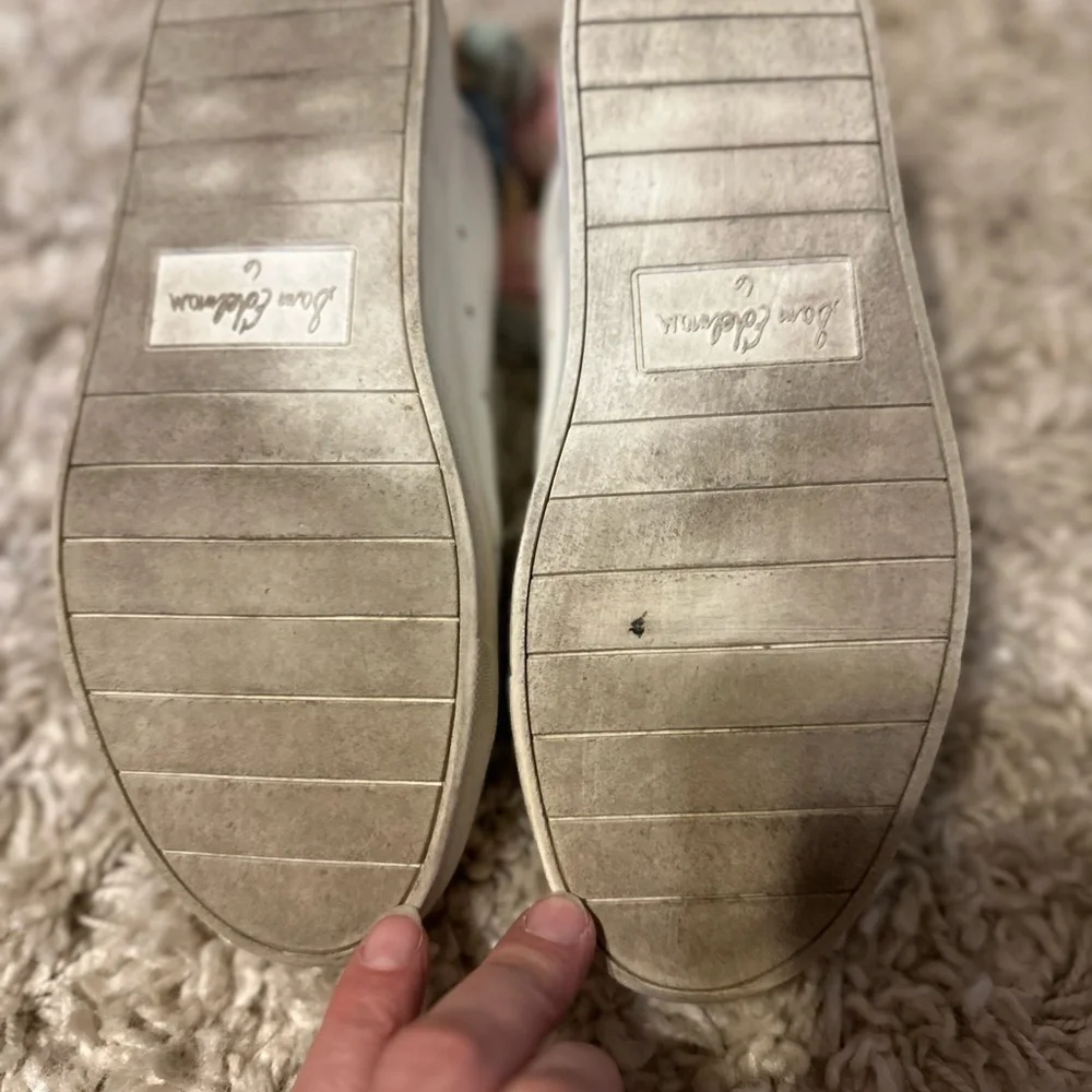 Sam Edelman Size 6 white sneakers